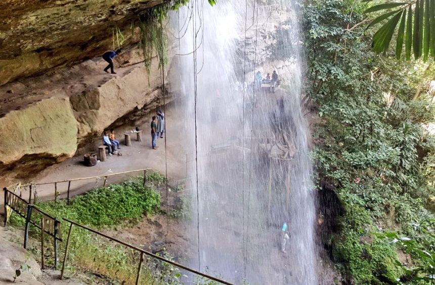 inilah air terjun reje ilang